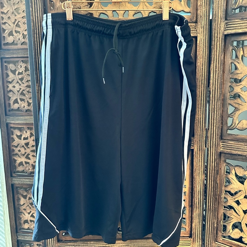 Victory Black w/ White Stripes Pull On Drawstring Athletic / Running Shorts.